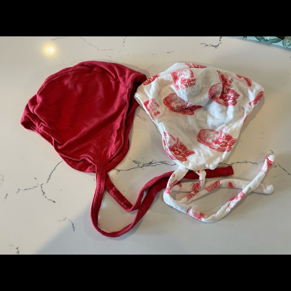 NWOT kate quinn two bamboo flight hats